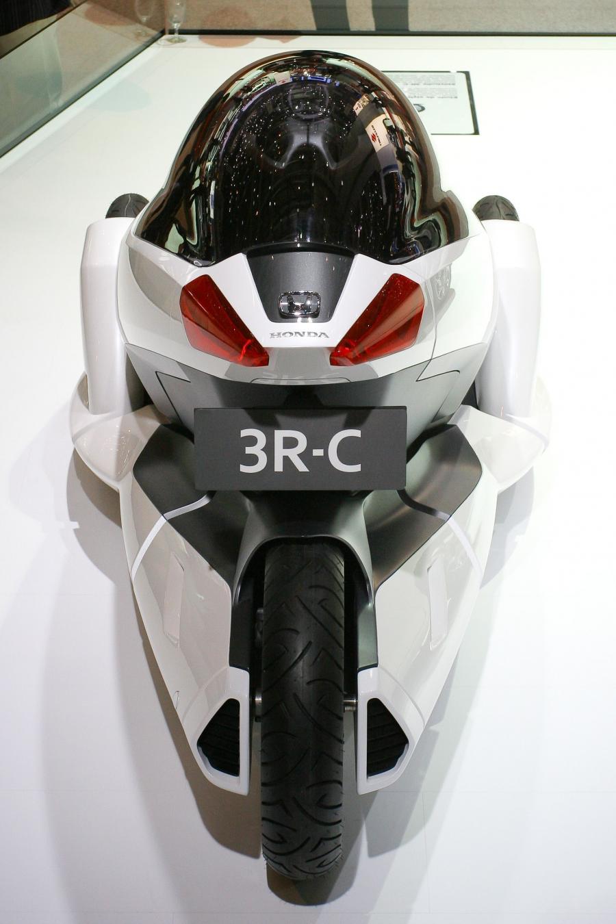  Honda 3R-C Electric Vehicle Concept 2010 года  (фото 4 из 36)